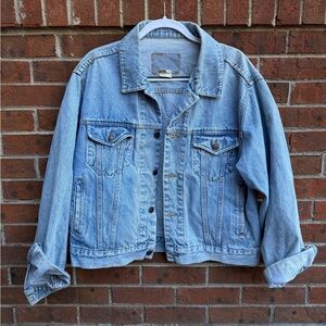 Vintage Gap Denim Jean Trucker Distressed Jacket Size Large Women’s Oversized
